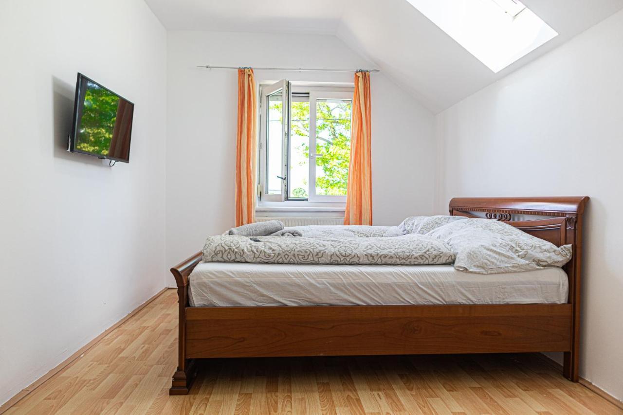 Exquisite Shared Villa - Your Private Room In This Beautiful Home Wien Exterior foto