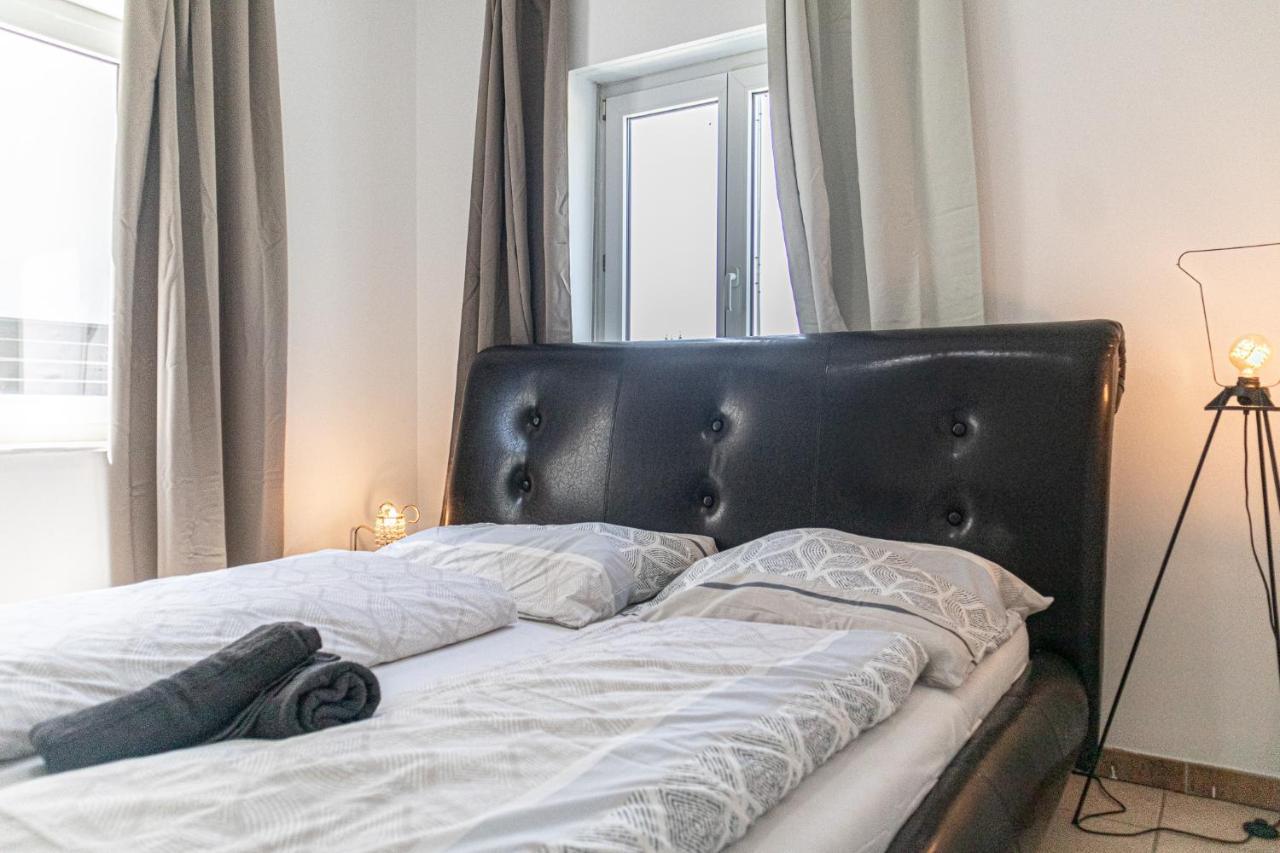 Exquisite Shared Villa - Your Private Room In This Beautiful Home Wien Exterior foto